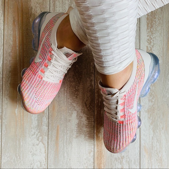 NWT Nike Air Vapormax Flyknit 3 - Picture 8 of 8